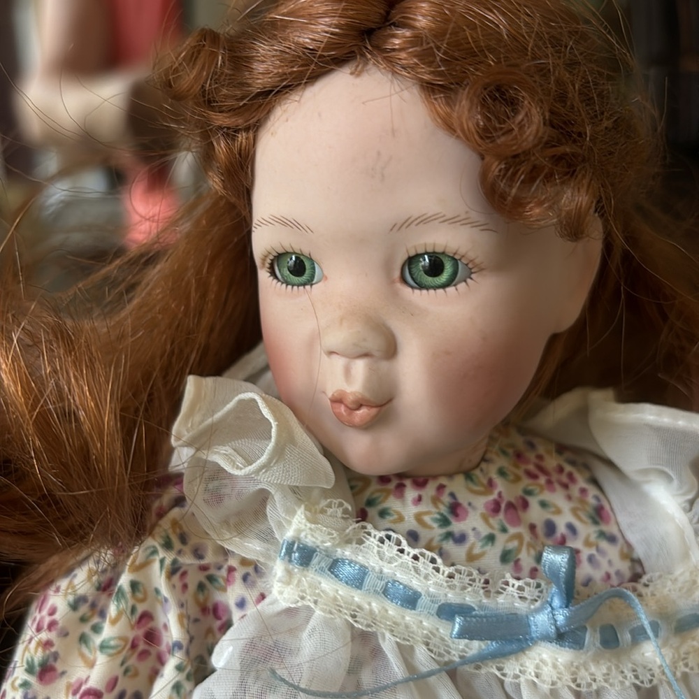 Vintage doll - Picture 2 of 5